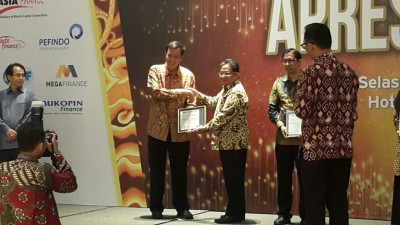 NSC FINANCE SEBAGAI LIMA PERUSAHAAN PEMBIAYAAN TERBAIK TAHUN 2016 KATEGORI ASET RP. 1 - 5 TRILIUN